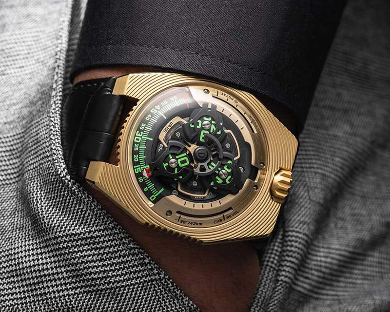 URWERK UR-100 电子-雅典娜丁船用龙头年度计时码表-复刻表