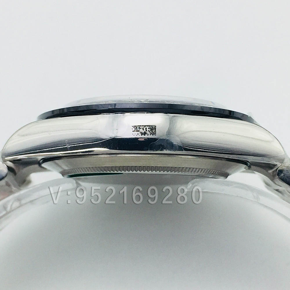 N厂劳力士熊猫迪复刻「4130机芯」V3升级版-复刻表