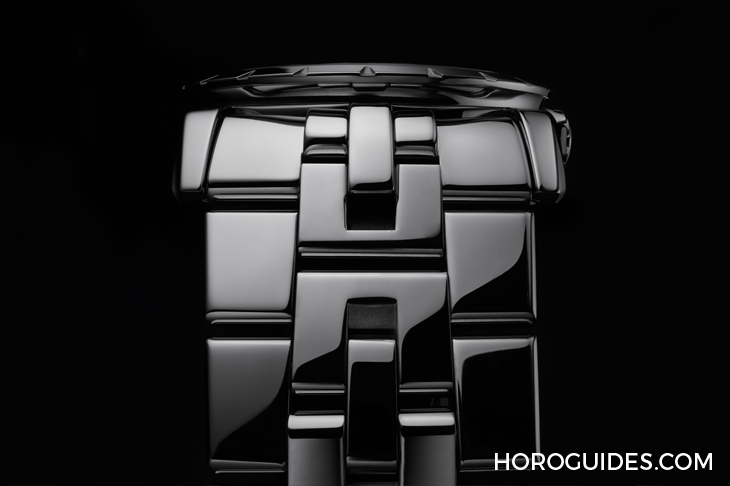 ROGER DUBUIS - 这款自动盘转起来很迷幻！ Roger Dubuis携手空山基推出Excalibur Sorayama Monobalancier腕表