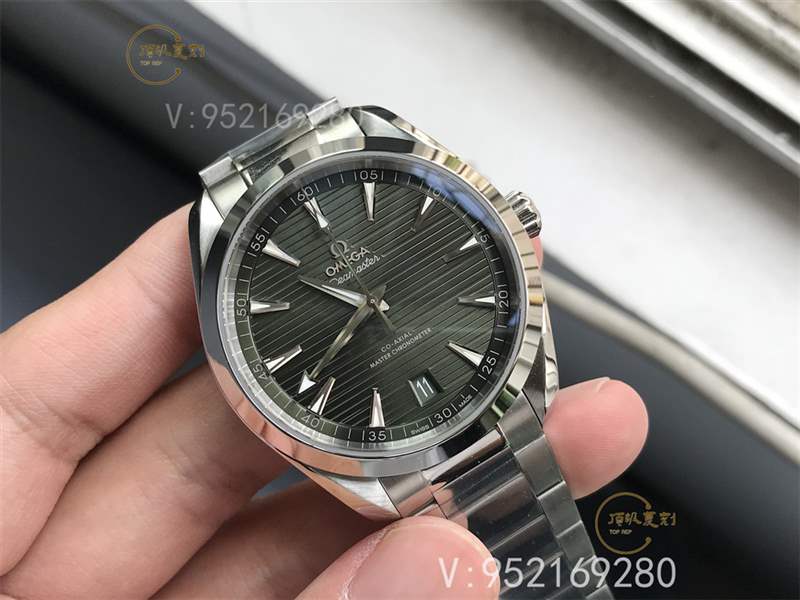 VS厂欧米茄海马150柚木绿盘复刻做工怎么样-逢绿必火Aqua Terra新配色-复刻表