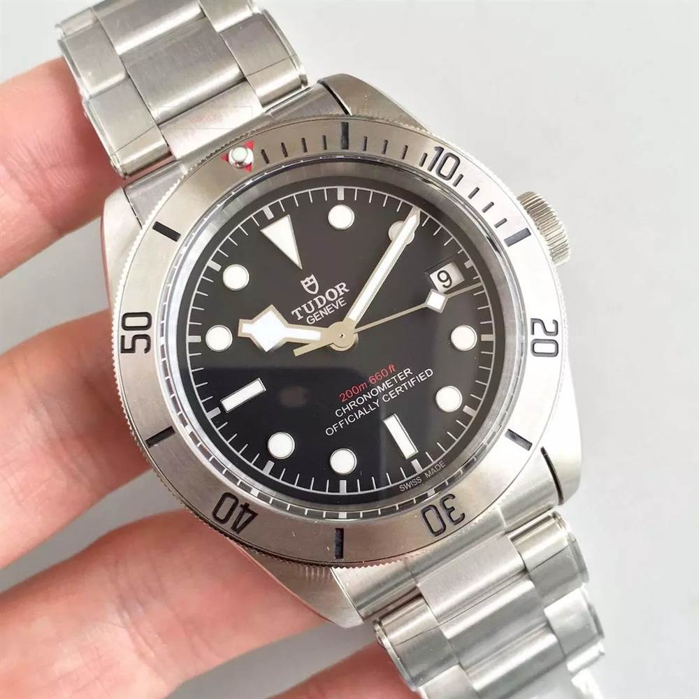 ZF厂帝舵碧湾系列M79730-0001小钢盾复刻表做工怎么样-复刻表