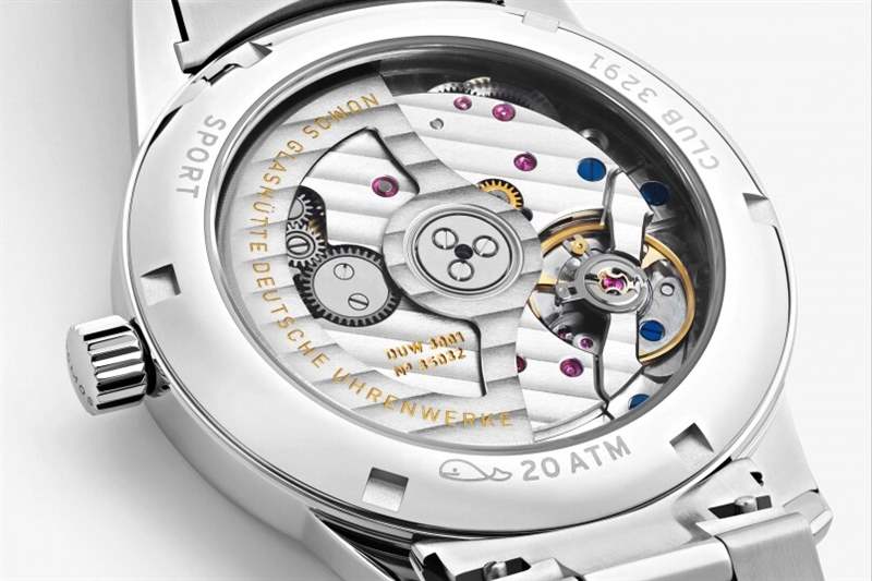 出众的技术 NOMOS Glashütte全新Club Sport neomatik腕表推出焕然一新的尺寸和配?设计-复刻表