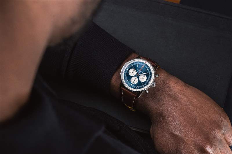 Breitling航空经典Navitimer70周年联乘国泰GMT腕表限量200枚-复刻表