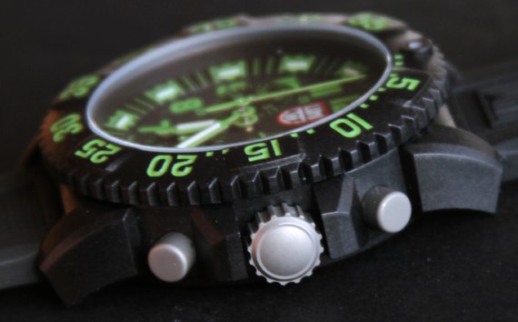Luminox Colormark Chrono 9 Luminox Colormark Chrono夜光手表-复刻表