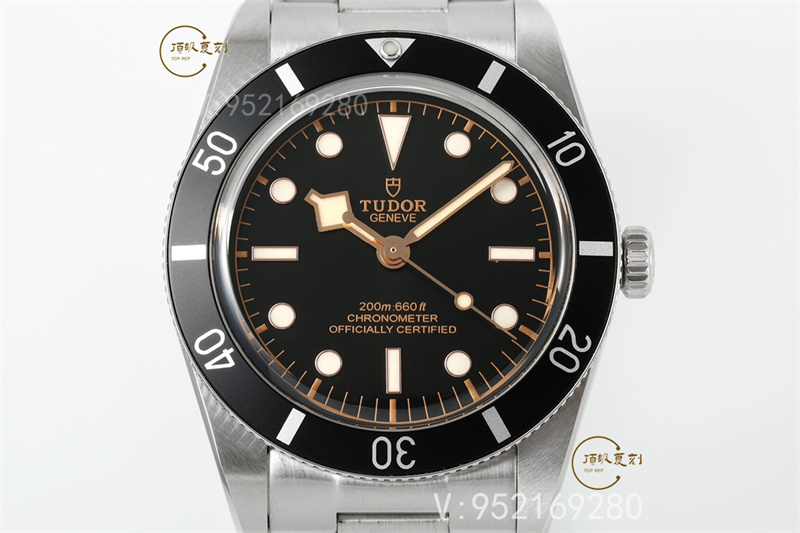 ZF厂帝舵碧湾系列37mm新品做工介绍,M79000N-0001-复刻表
