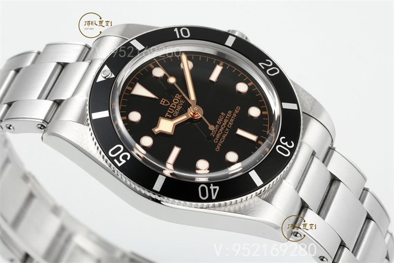 ZF厂帝舵碧湾系列37mm新品做工介绍,M79000N-0001-复刻表
