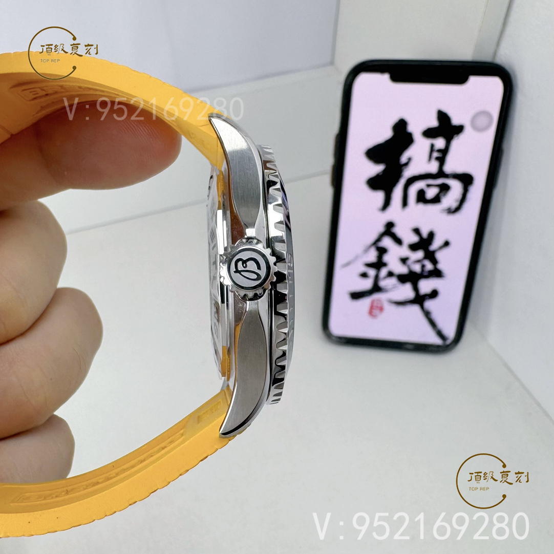BLS厂百年灵超级海洋彩虹盘A17375211:2824机芯搭载的精致复刻-复刻表
